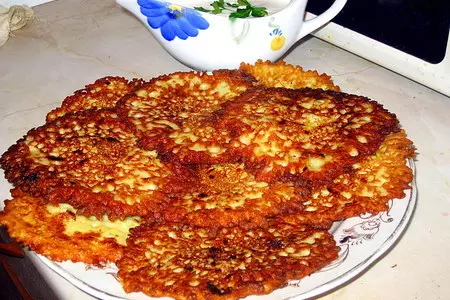 Кабачковые оладушки с соусом: шаг 4