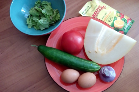 Лучший рецепт салата с дыней, заправленного майонезом с соком лимона "махеевъ": шаг 1