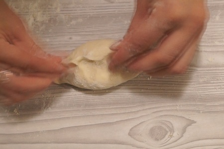 Нежнейшие тонкие пирожки с картошкой. просто тают во рту! : шаг 3