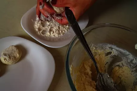 Невероятная вкуснятина на завтрак | творожные биточки с рисом: шаг 3