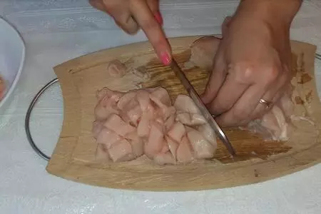 Гуляш из курицы с подливкой: шаг 1