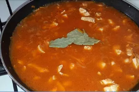 Гуляш из курицы с подливкой: шаг 4