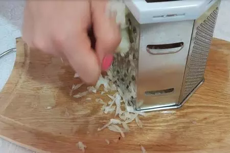 Куриные котлеты рубленые: шаг 2