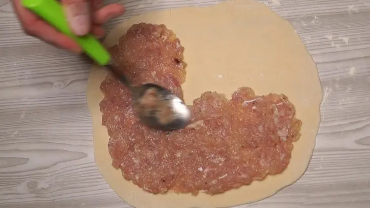 Ай-да вкуснятина!!! китайские лепешки с мясом. попробуй и убедись!: шаг 4