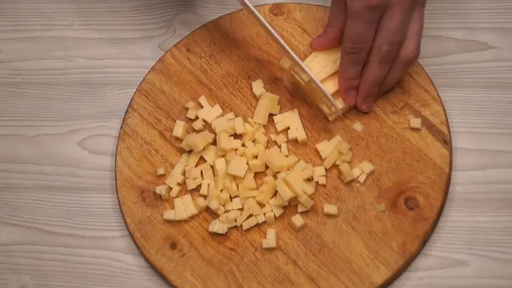 Потрясающе вкусный салат "палочка выручалочка". такой никогда не приедается!: шаг 1