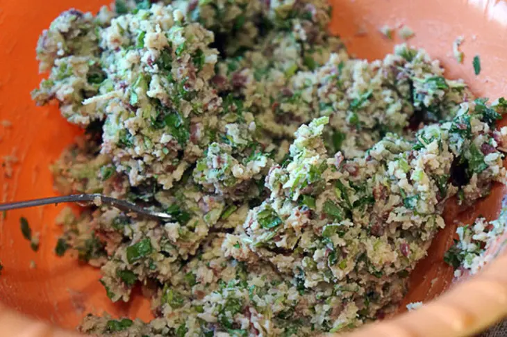 Пирожки с фасолью и сыром: шаг 3