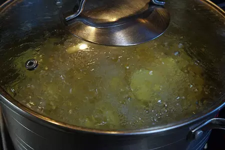 Рулет картофельный с мясом: шаг 1