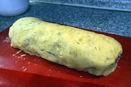 Рулет картофельный с мясом: шаг 7