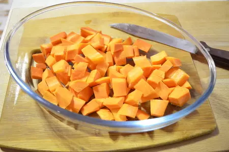 Паштет из сливочного масла хамсы и моркови: шаг 1