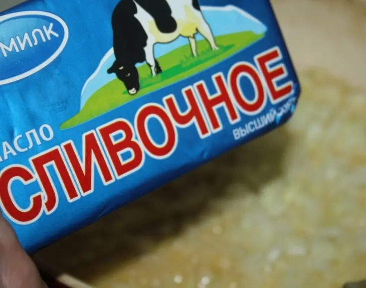 Икра из шампиньонов под пармезановой корочкой: шаг 1