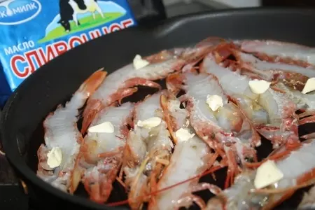 "сливочные" лангустины с соусом песто: шаг 5