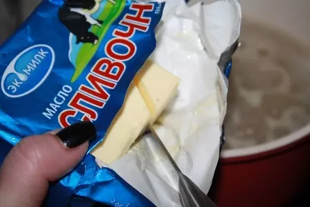 Каша овсяная соленая сливочная: шаг 4