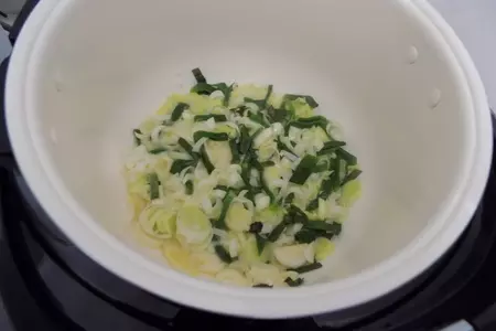 Сливочная брокколи в мультиварке: шаг 3
