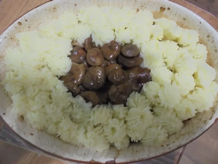 Картофельно-грибно-мясная запеканка: шаг 8