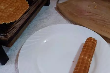 Вафельные трубочки: шаг 3