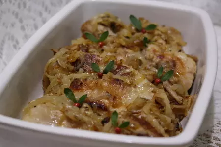 Кролик по- деревенски с луком и сливочным маслом: шаг 6