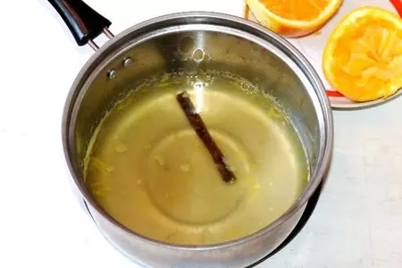 Сливочно-творожный рулет с фруктовой начинкой: шаг 8