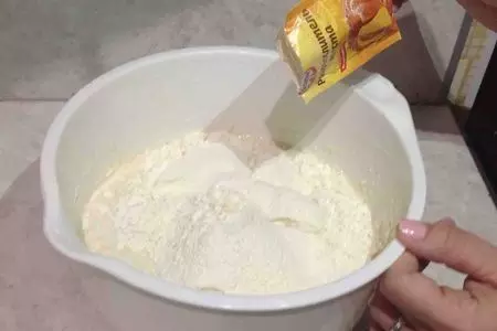 Треугольные блинчики с сыром и грибами: шаг 3