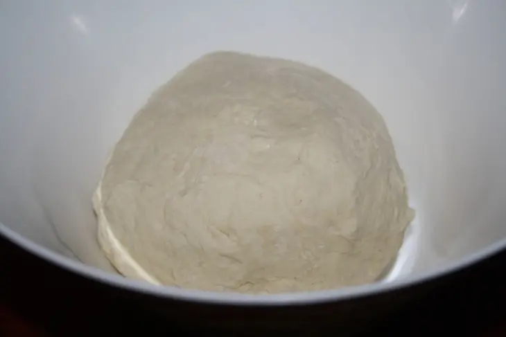 Французский луковый тарт писсаладьер (pissaladiere): шаг 4