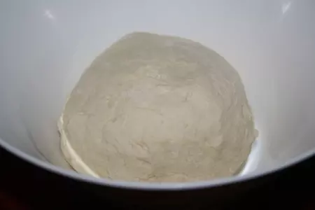 Французский луковый тарт писсаладьер (pissaladiere): шаг 4