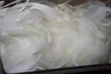 Французский луковый тарт писсаладьер (pissaladiere): шаг 7