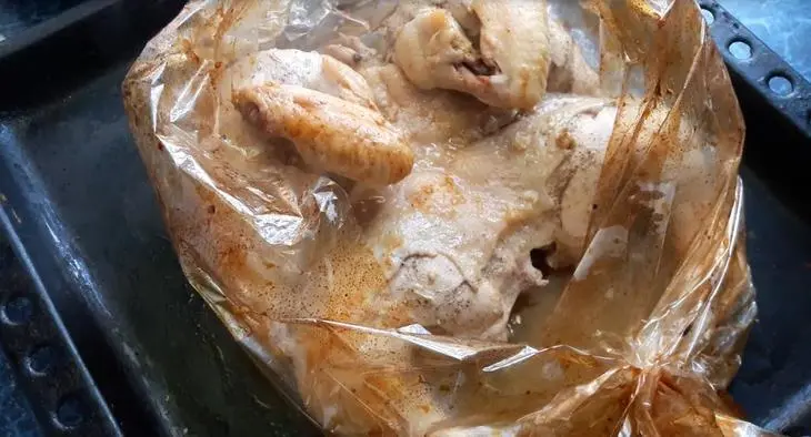 Курица в рукаве в медово-горчичном соусе: шаг 4