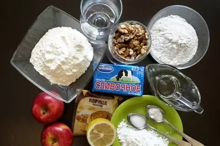 "ржаная,  яблочная галета с корицей и  грецкими орехом".: шаг 1