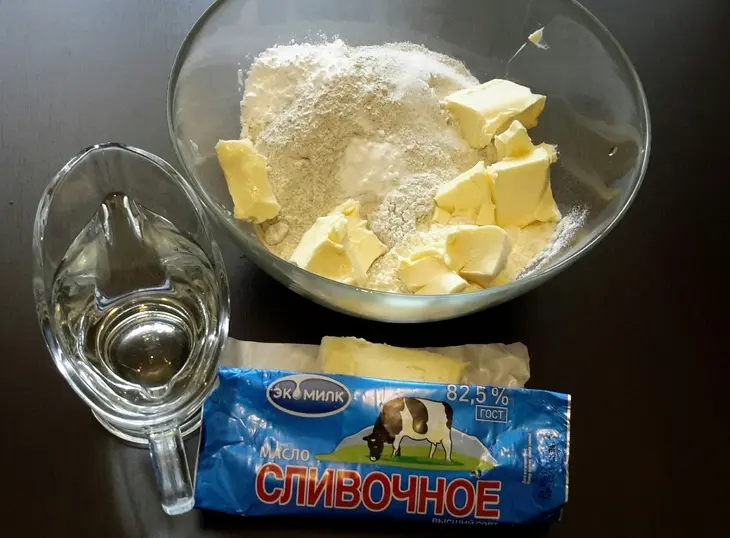 "ржаная,  яблочная галета с корицей и  грецкими орехом".: шаг 2