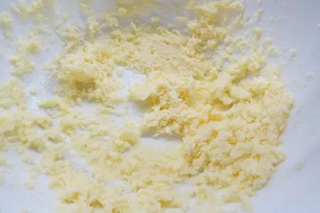 Творожный пирог с яблоками и кокосовой карамелью: шаг 1