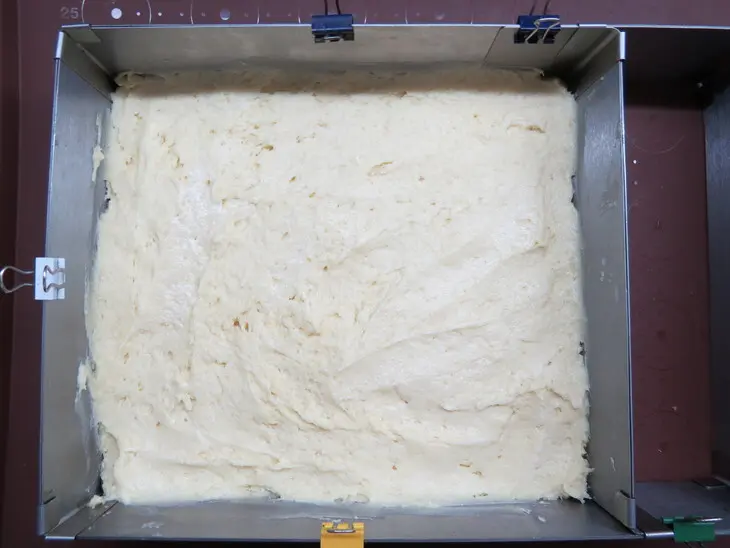 Творожный пирог с яблоками и кокосовой карамелью: шаг 5