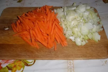 Запеченная фаршированная курочка: шаг 4