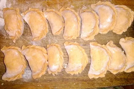Красные вареники: шаг 12