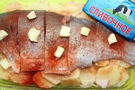 Карп с картофелем под масляной корочкой: шаг 6