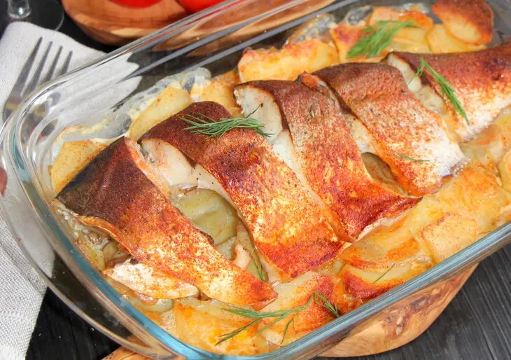 Карп с картофелем под масляной корочкой: шаг 9