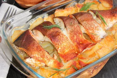 Карп с картофелем под масляной корочкой: шаг 9