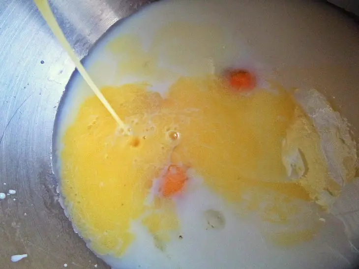 Блинчики с мясом и брусникой: шаг 2