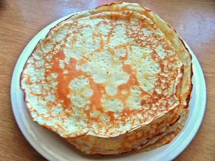 Блинчики с мясом и брусникой: шаг 5