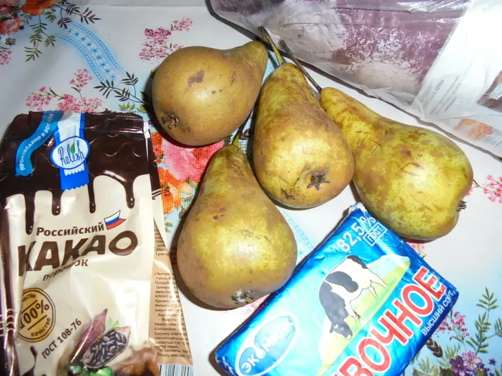 Шоколадный кекс с грушей: шаг 1