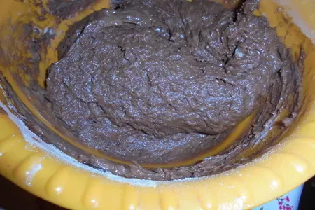 Шоколадный кекс с грушей: шаг 5