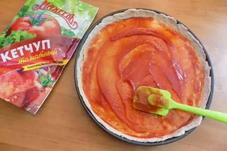Пицца с колбасой: шаг 7