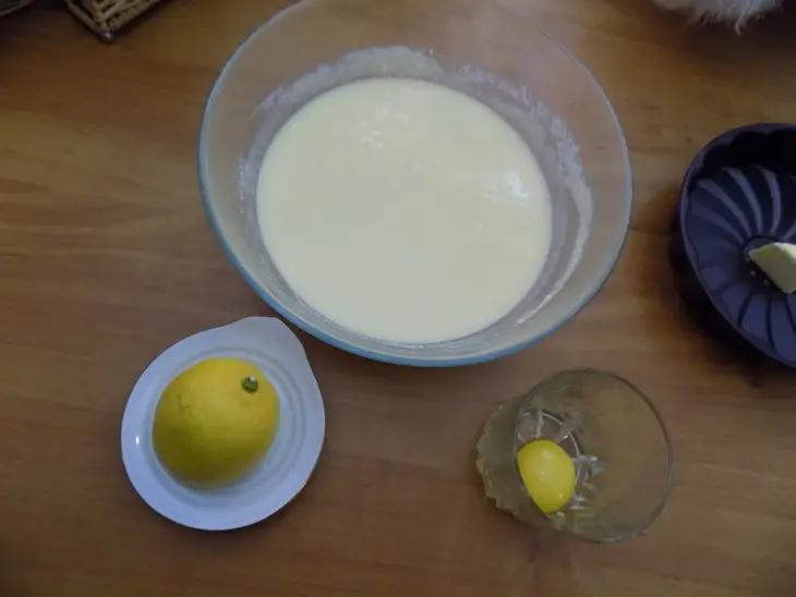 Песочный пирог с творогом и джемом.: шаг 5