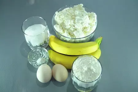 Сырники банановые: шаг 1