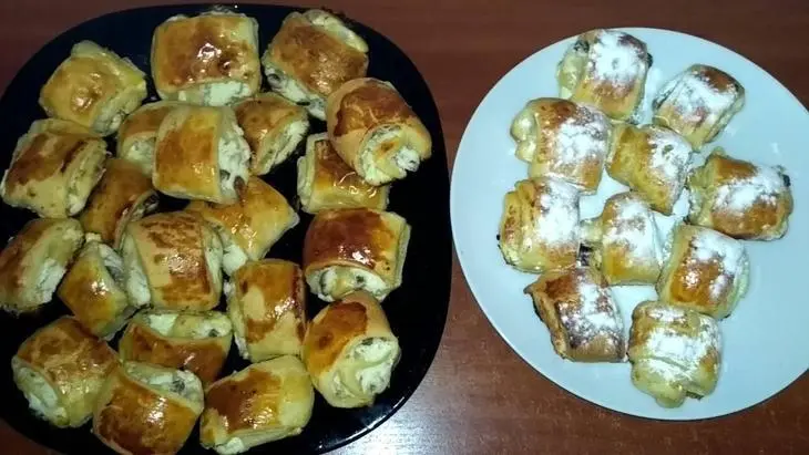 Слойки-малышки с творогом и изюмом: шаг 1