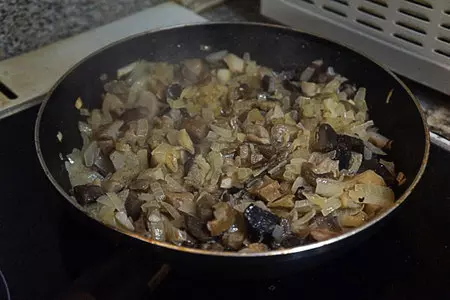 Окорочка фаршированные: шаг 3