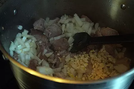 Красный суп со свининой и чечевицей: шаг 7