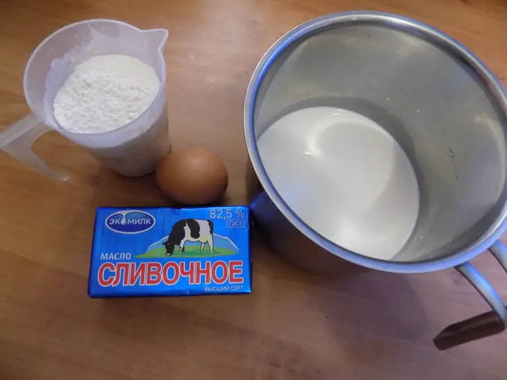 Сливочные блины с сыром: шаг 1