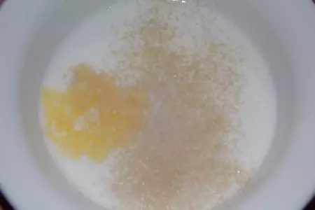 Оладьи с яблоком и клюквой.: шаг 4