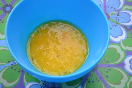 Блины в бутылке "масленица": шаг 4