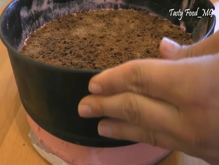 Муссовый торт "малиновое облако": шаг 7