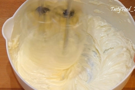 Масляный крем на сгущенном молоке (для тортов, пирожных, капкейков): шаг 4
